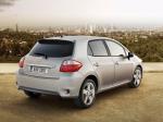 Toyota Auris 5-Door 2010 года